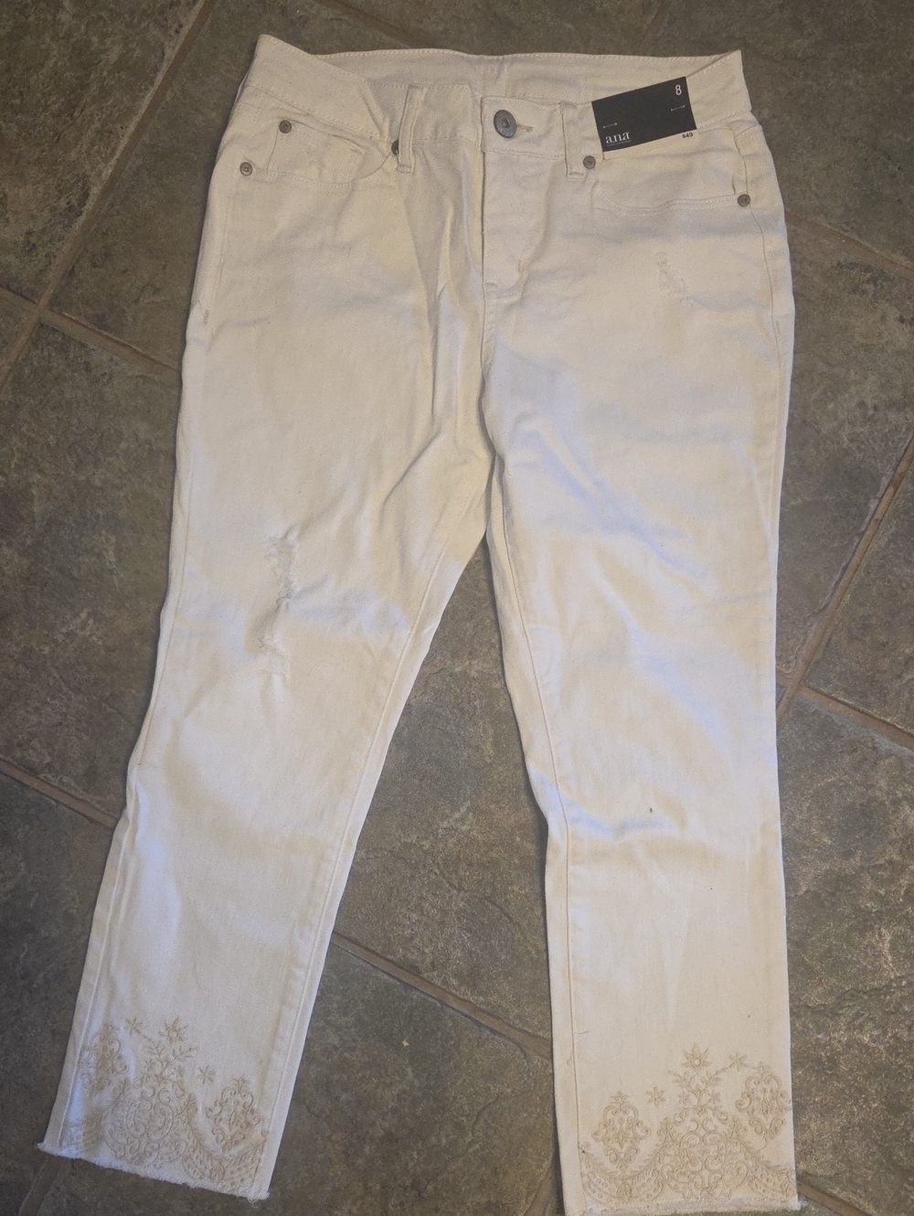 a.n.a White Cropped Jeans with Embroidered Ankles